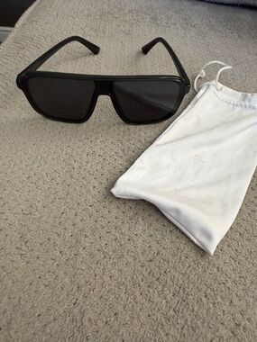 Blenders Men's Black Sunglasses with Dark Lenses